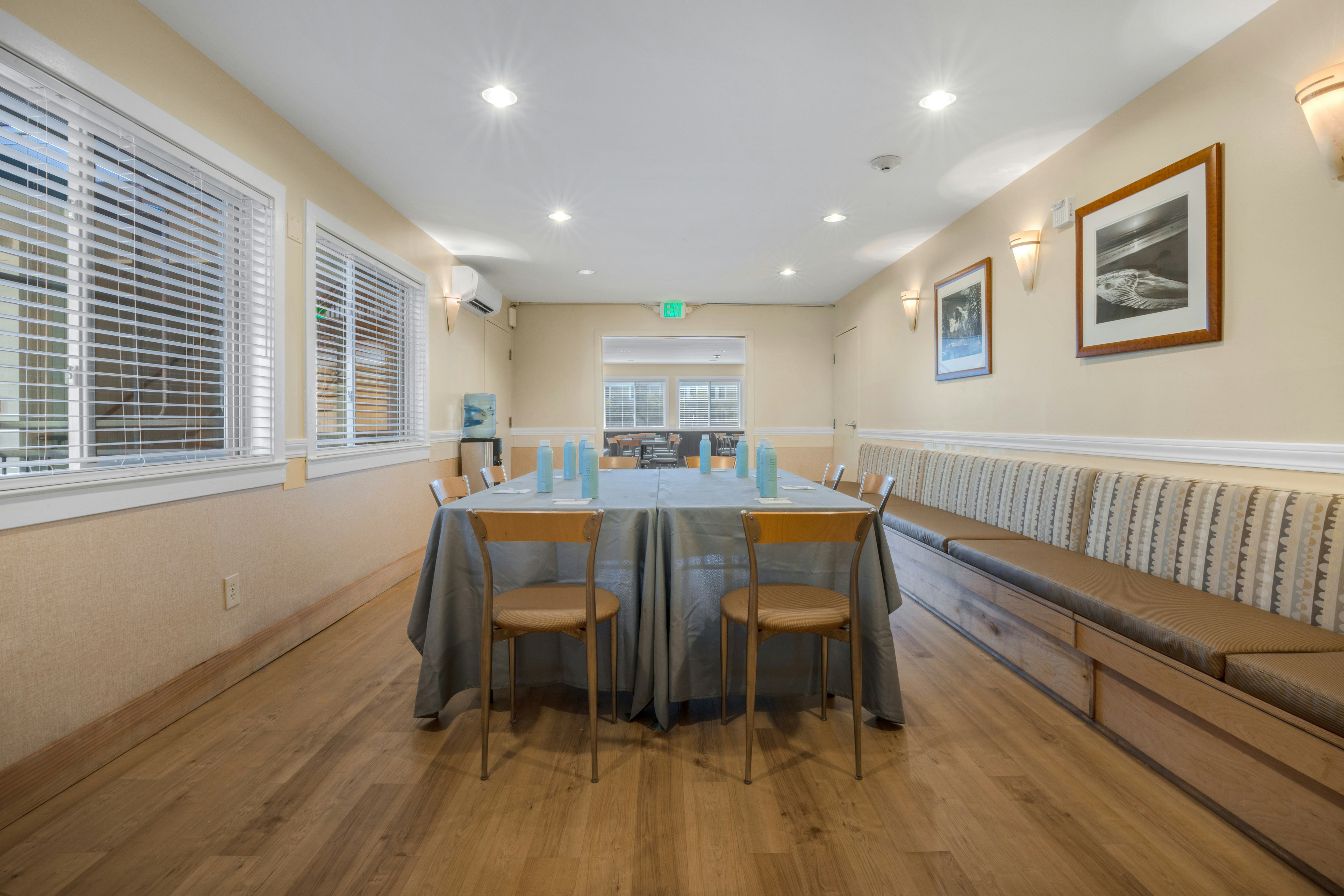 Marin Suites Hotel 56/81