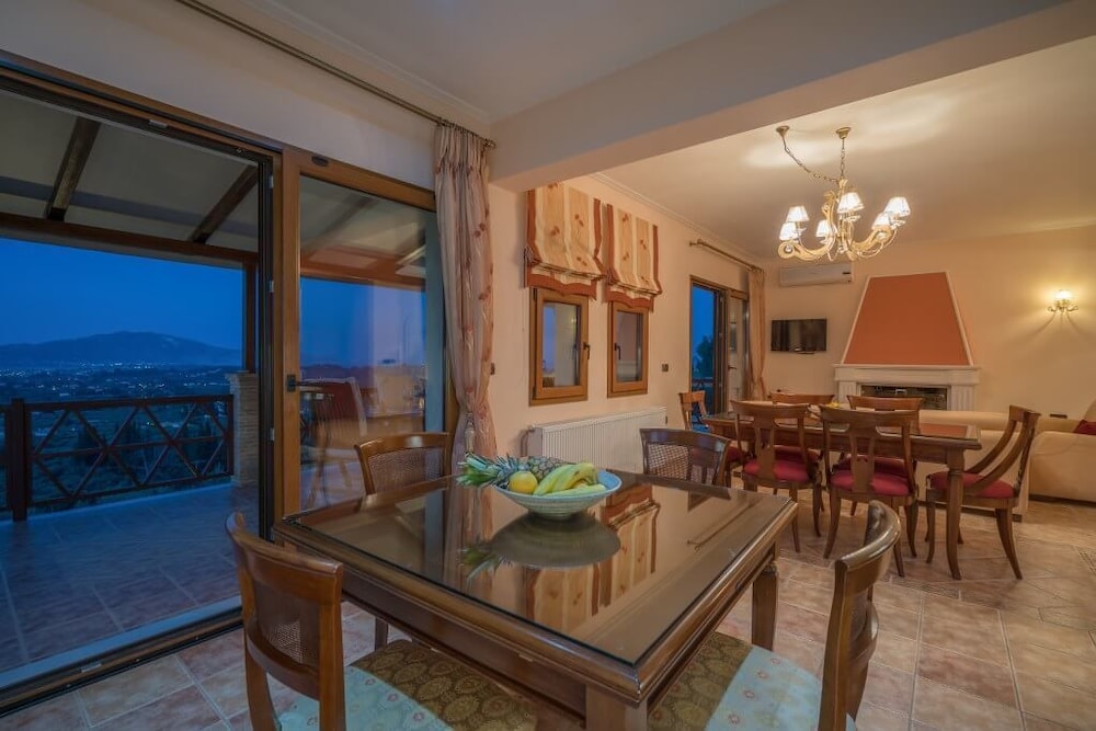 Villa Clairy 11/25