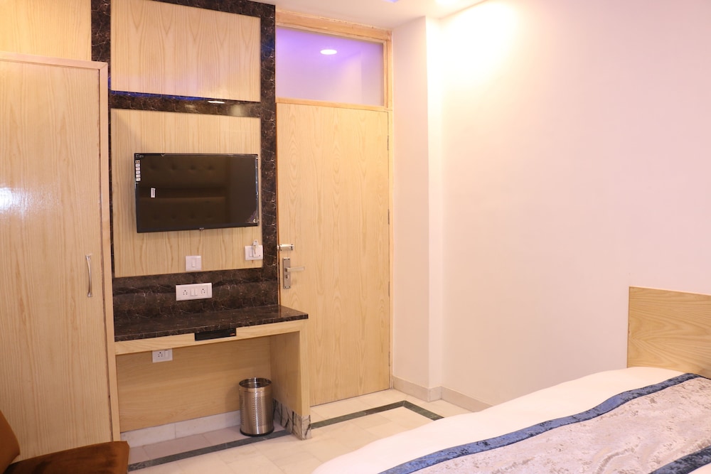 Hotel Karlo Kastle 25/31