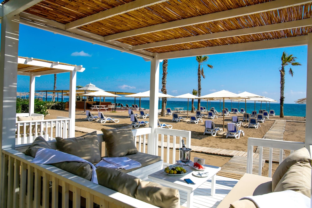 Adora Golf Resort Hotel 38/62