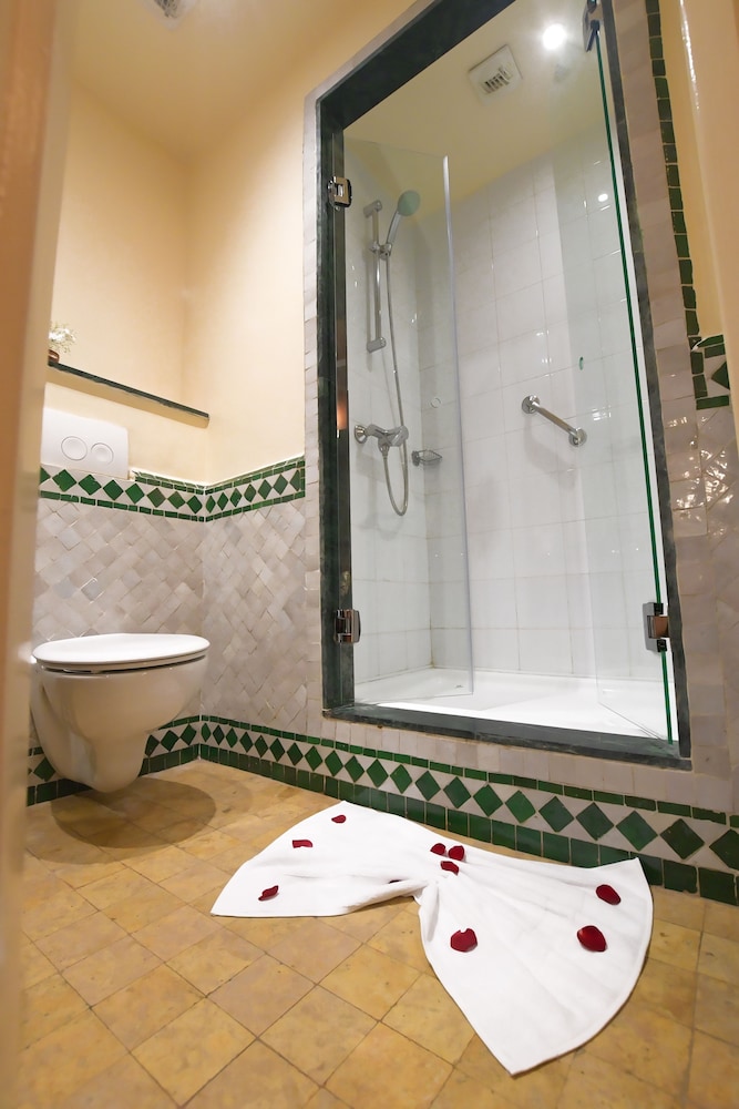 Senator Hotel Tanger 23/24