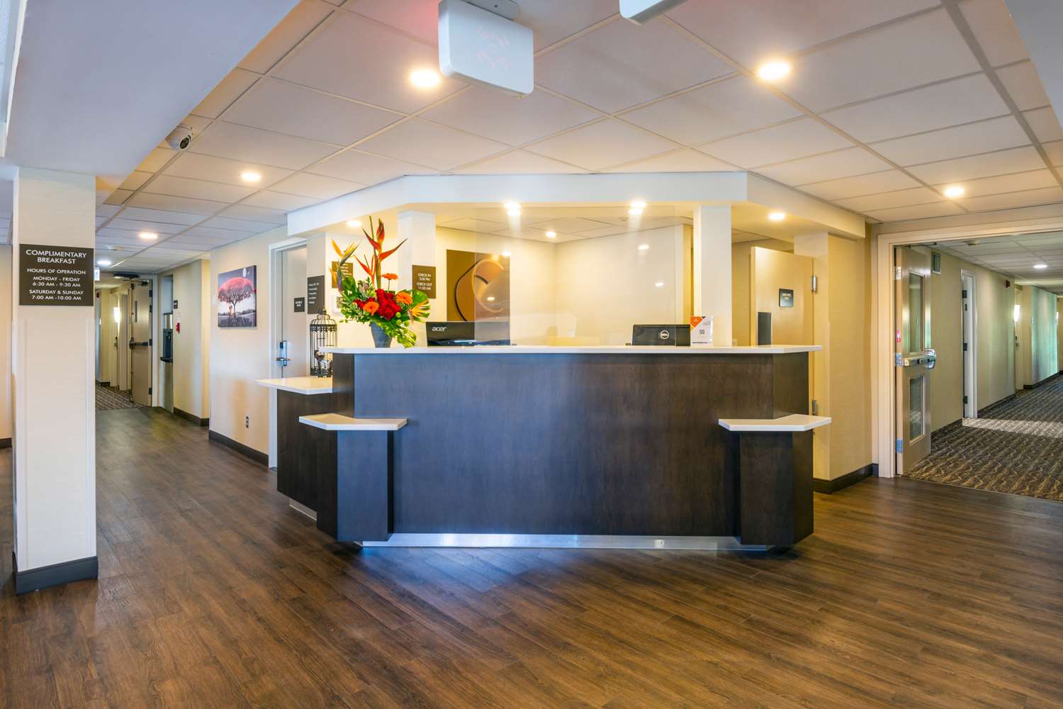 Comfort Inn St. Thomas 6/42