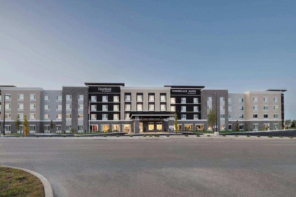 Fairfield Inn & Suites Dayton Beavercreek 3/27