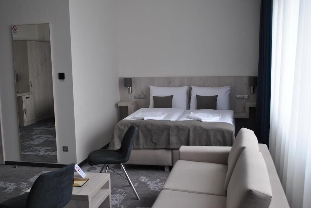 KOSICE HOTEL 14/47