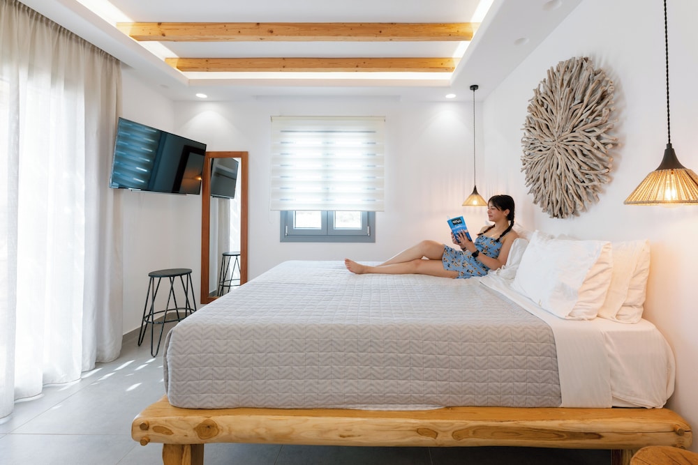 Naxos Finest Hotel Villas 11/50