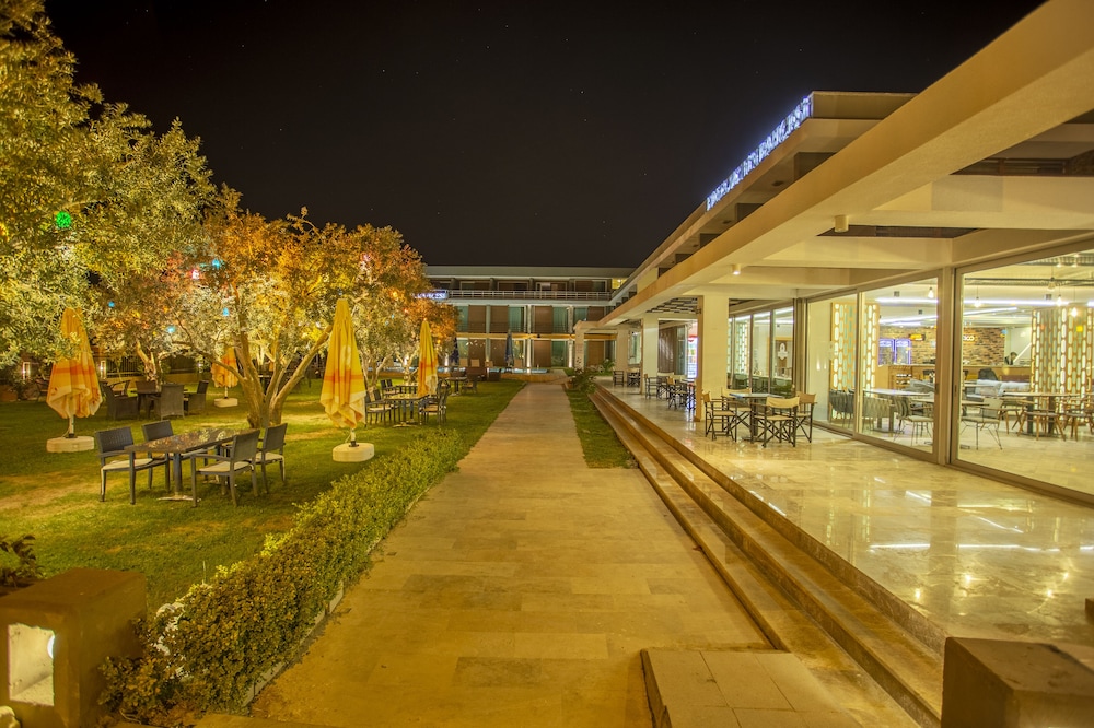 Hotel Zeytin Bahcesi 47/50