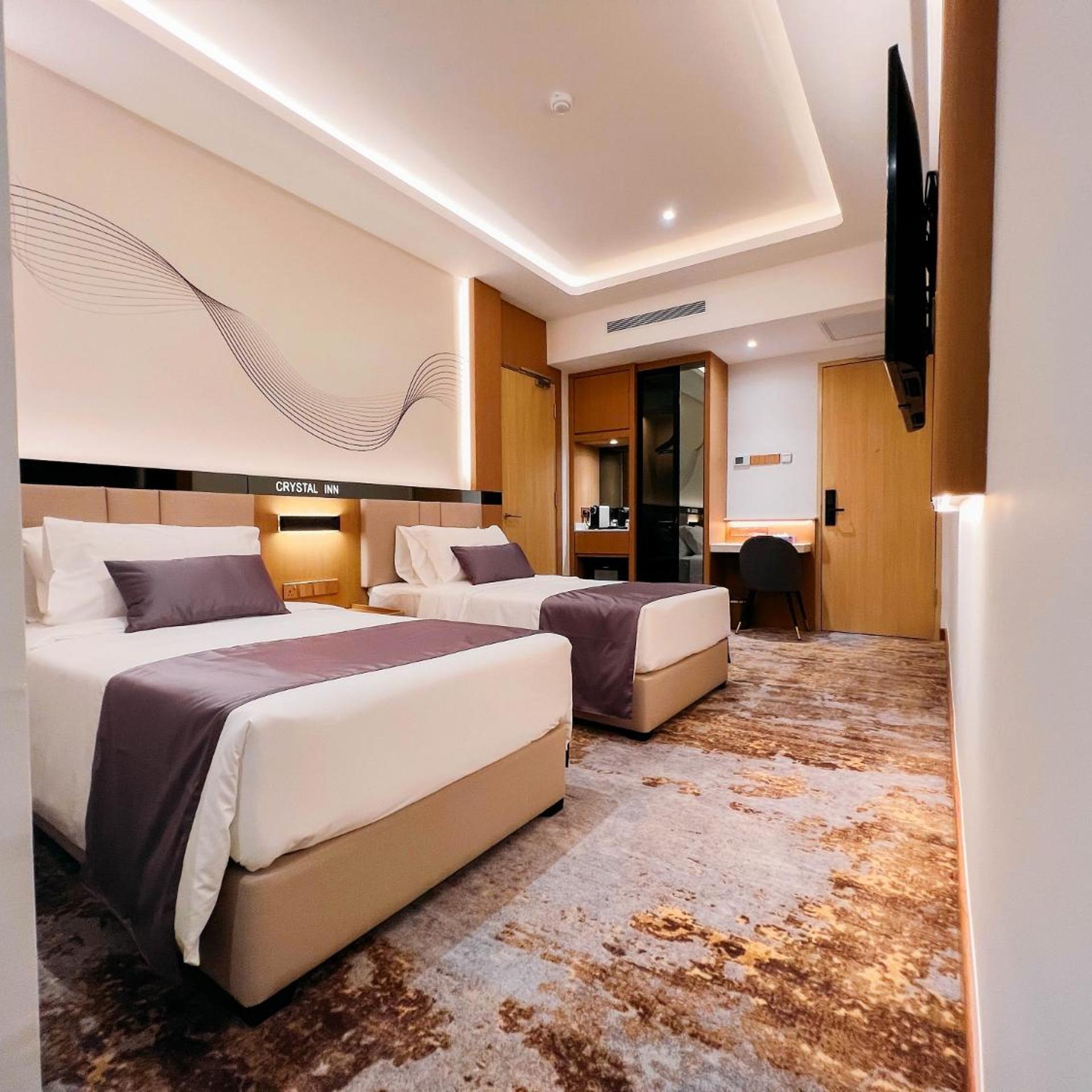 Crystal Inn Hotel 14/38