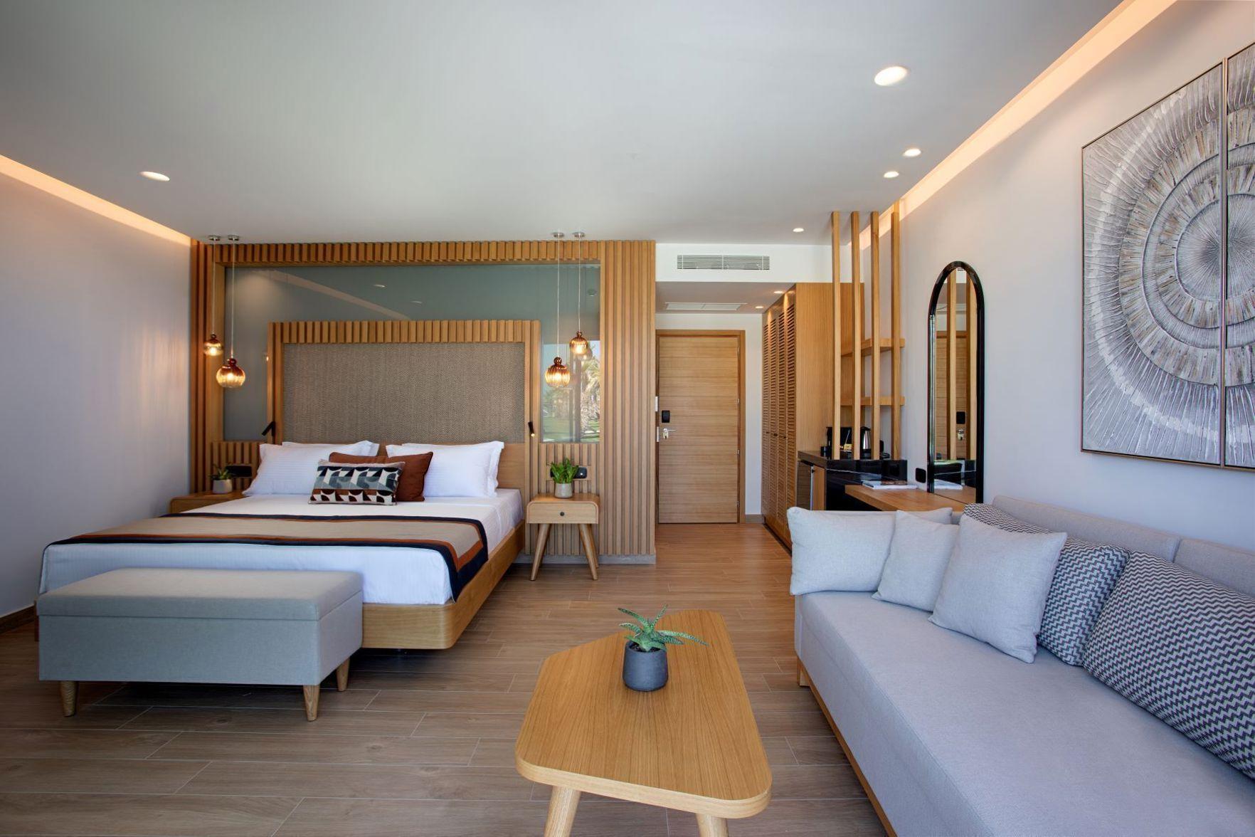 Junior Suite, Sea Front, Private Pool