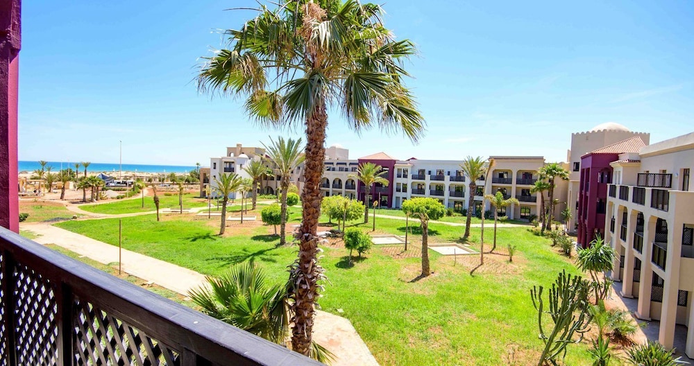 Oasis Atlantico Blue Pearl Beach And Spa 25/35