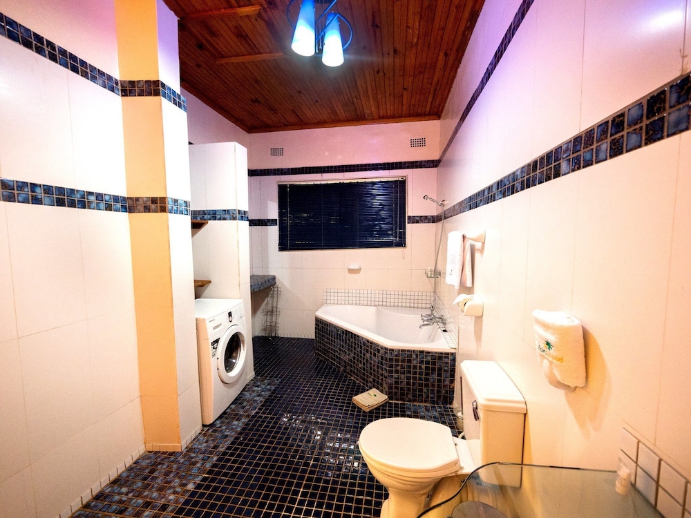 Palmwood Lodge 44/44
