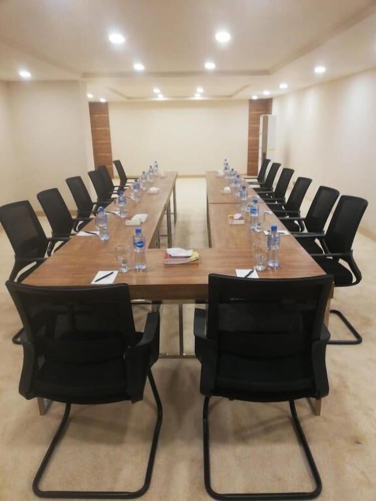 Hotel One Gulberg Lahore 39/41