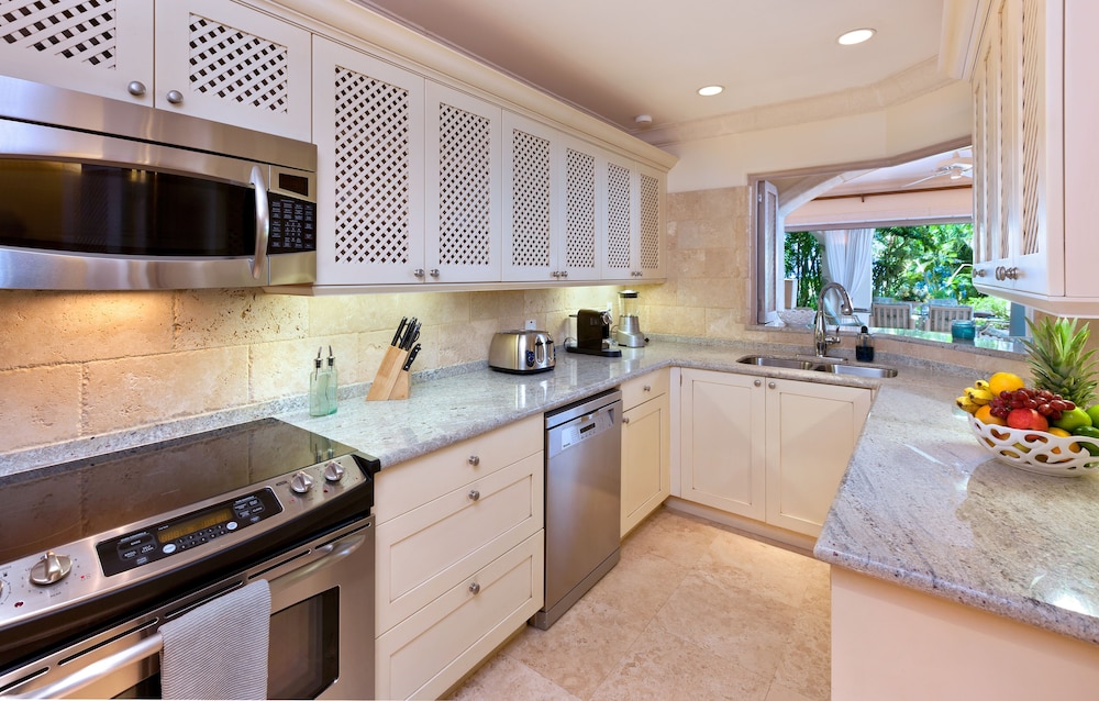 SAINT PETER'S BAY LUXURY RESORTS AND RESIDENCES 2/50