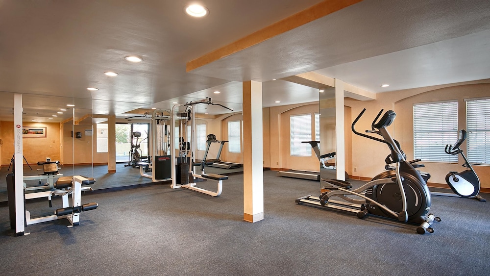 Best Western Plus Palm Desert Resort 21/43