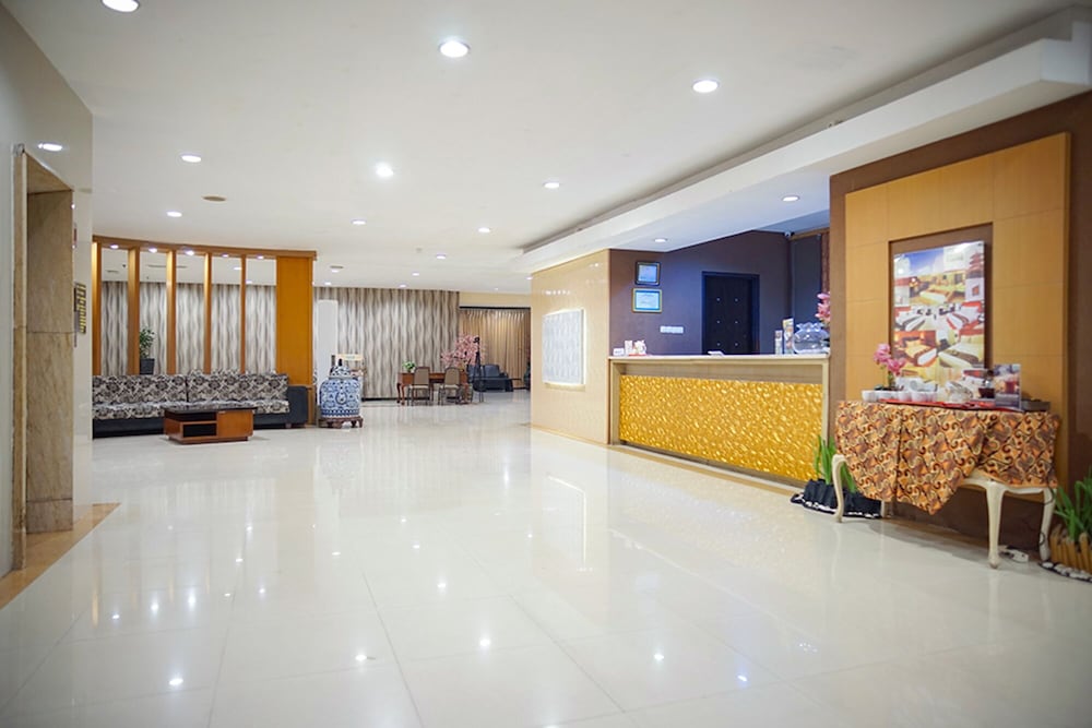 Mandarin Hotel Pekalongan 12/51