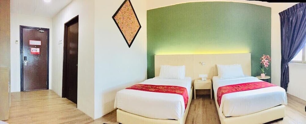 Kingston Hotel 25 at Summit Signature Batu Pahat 12/31