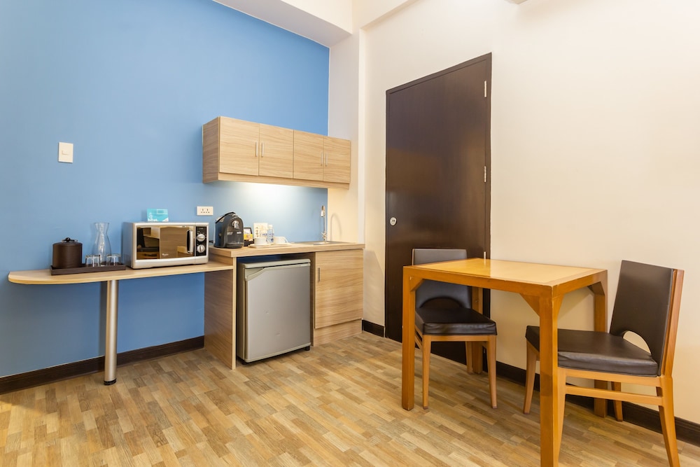 Lobby at Microtel by Wyndham Mall of Asia, PASAY