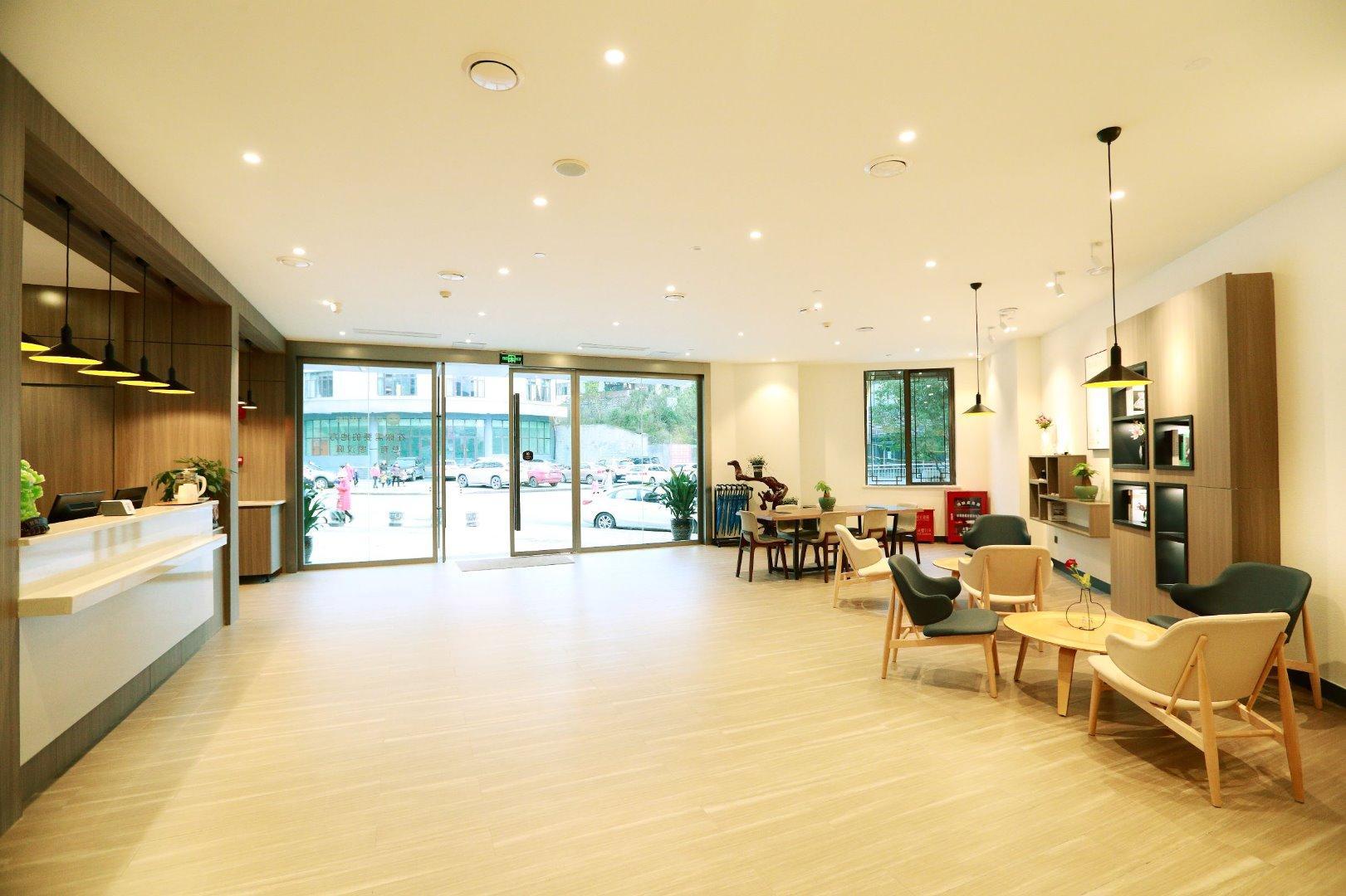Hanting Hotel (Wansheng Old Street) 20/30