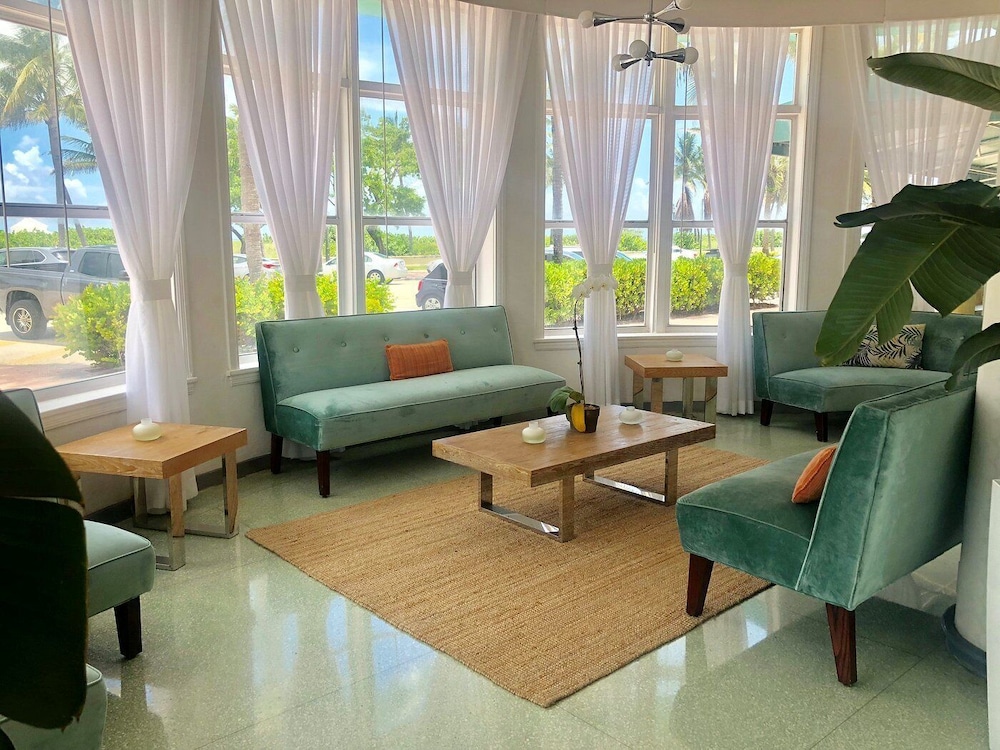 The Broadmore Miami Beach 27/48