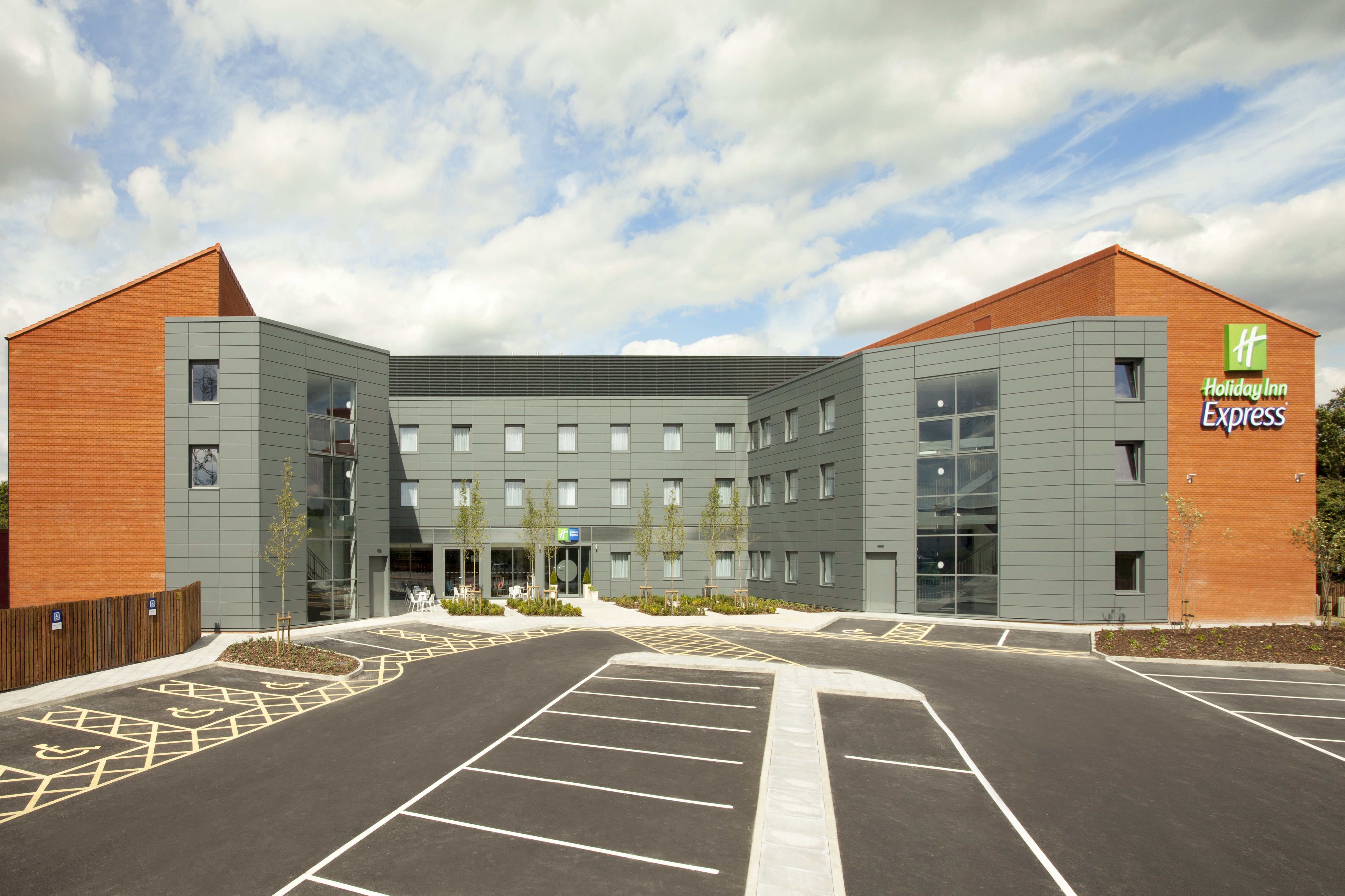 Holiday Inn Express St. Albans - M25, Jct.22 73/76