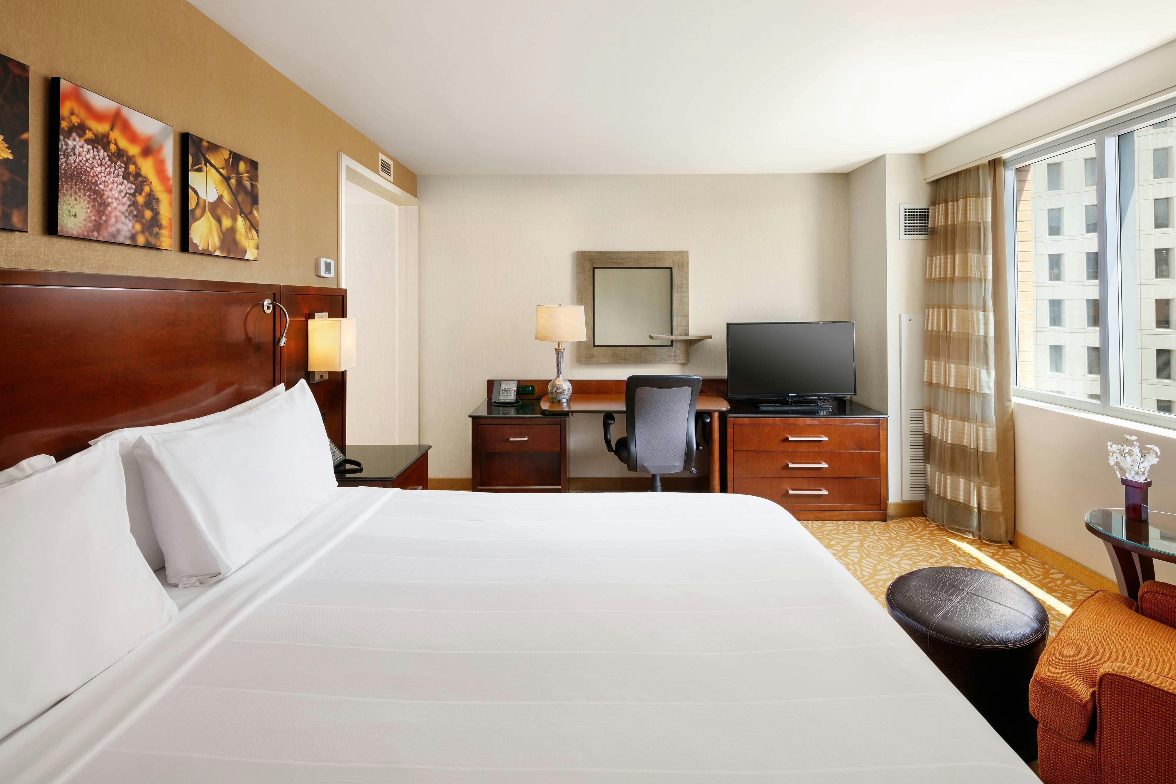 Room, King Bed