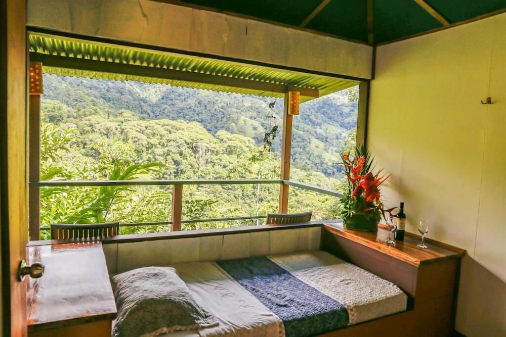 Santa Juana Lodge Nature Reserve 25/50