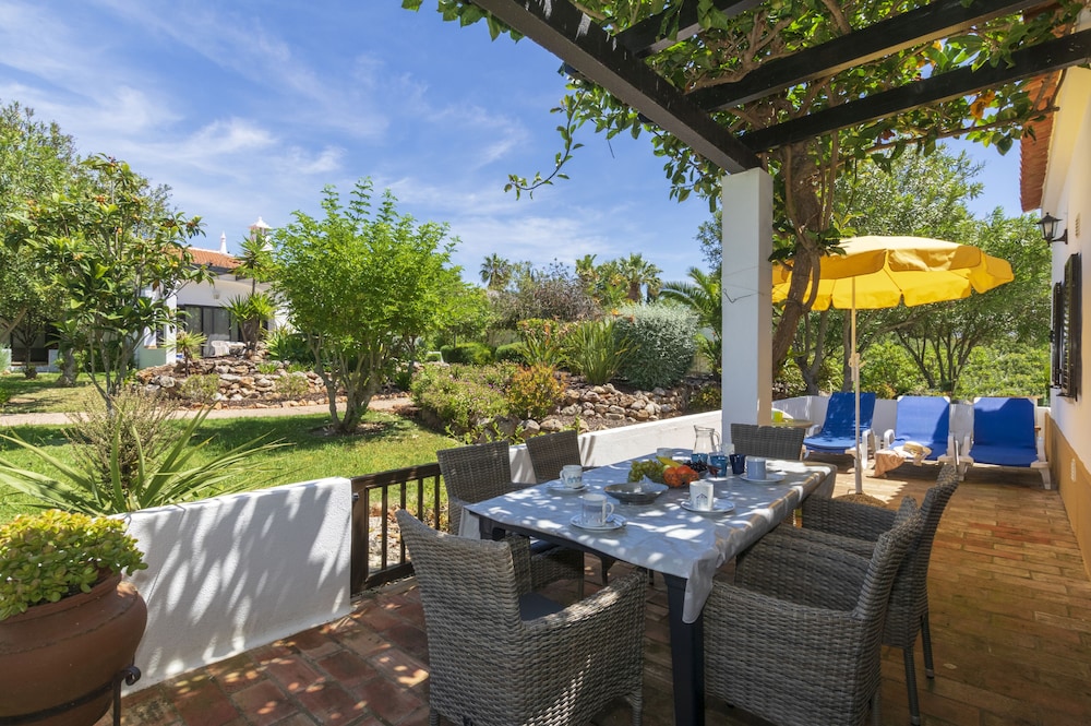 Rocha Brava Village Resort 59/77