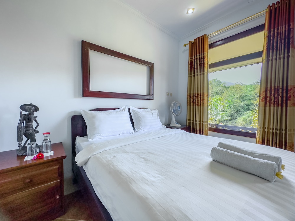 STANDARD, DOUBLE BED