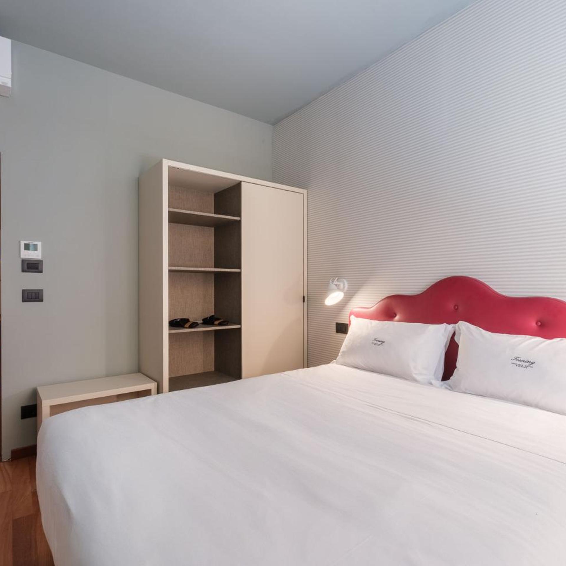 2 Bedrooms, Apartment, Annex