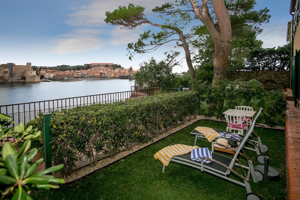 Le Relais Des Trois Mas 33/44