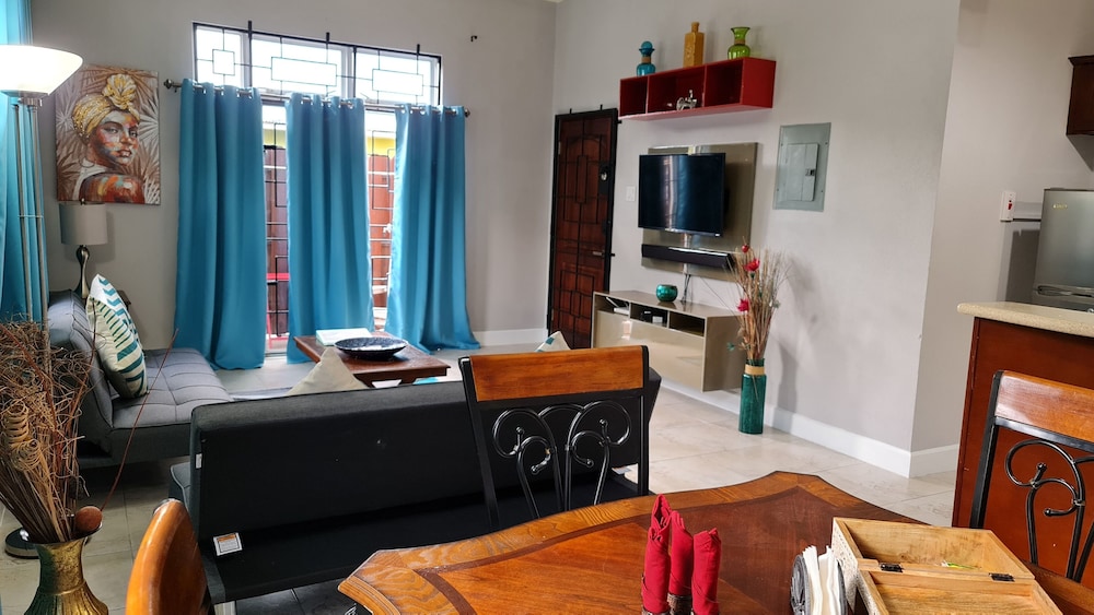 Casa Pinto Guest Apartments 32/42
