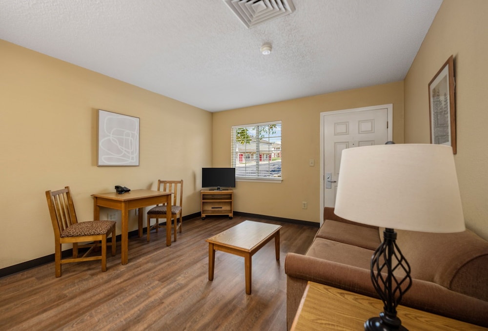 Affordable Suites Wilson 22/32
