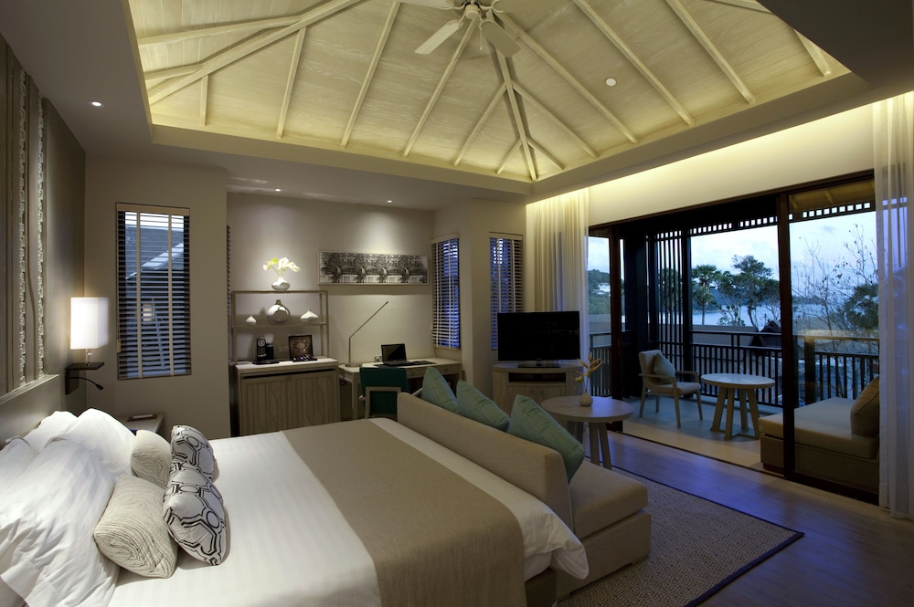 Pullman Phuket Arcadia Naithon Beach 54/75
