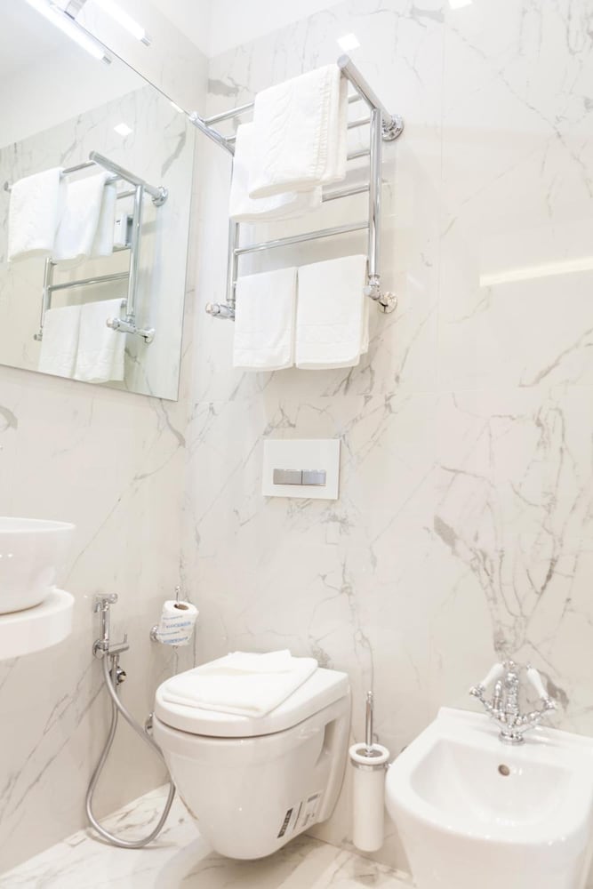 Margherita Suites 6/48