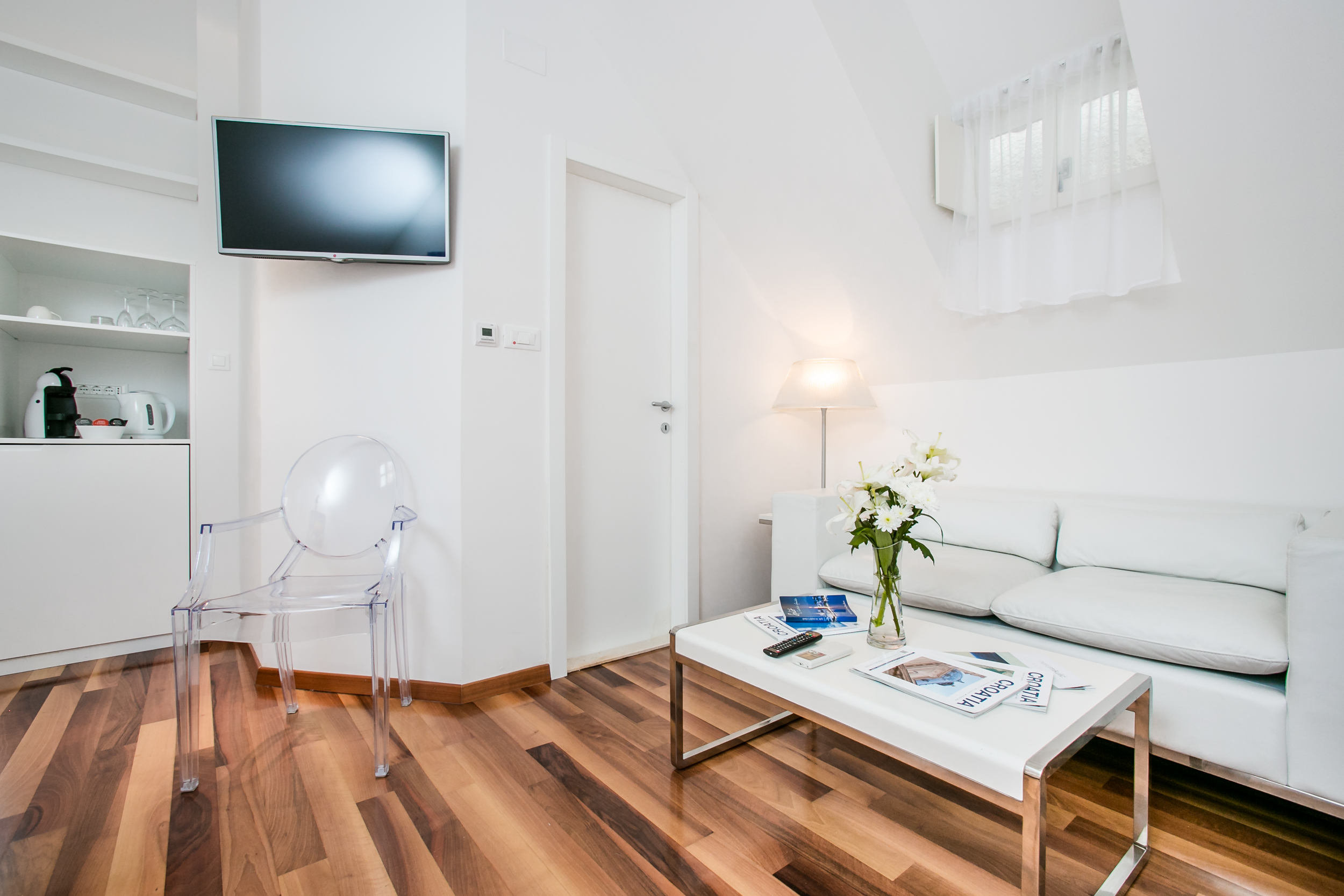 Divota Apartment Hotel 67/80