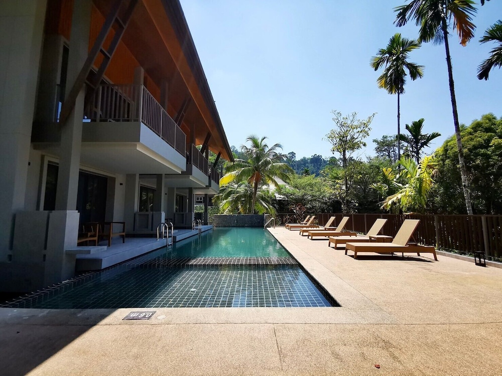 Khaolak Wanaburee Resort 6/73