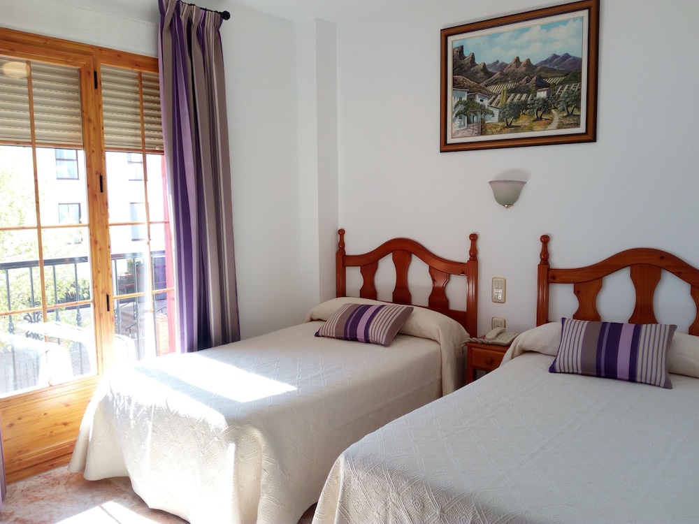 HOSTAL RURAL MONTUAL 17/49