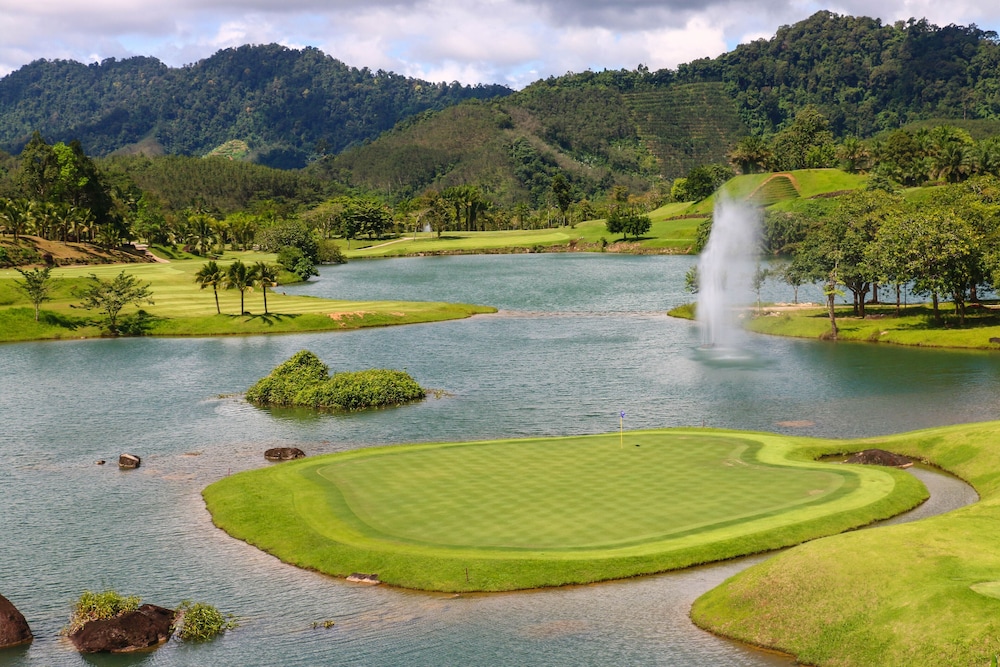 Katathong Golf Resort & Spa 36/50