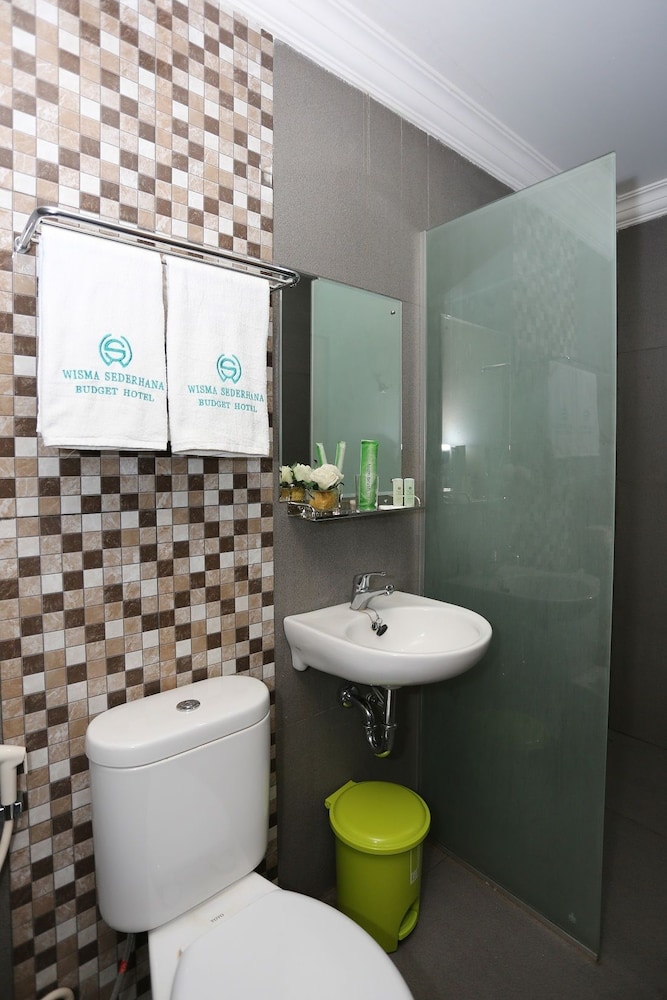 Wisma Sederhana Budget Hotel 18/35