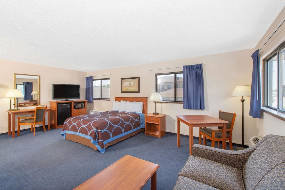SureStay Plus by Best Western Grand Island 18/24