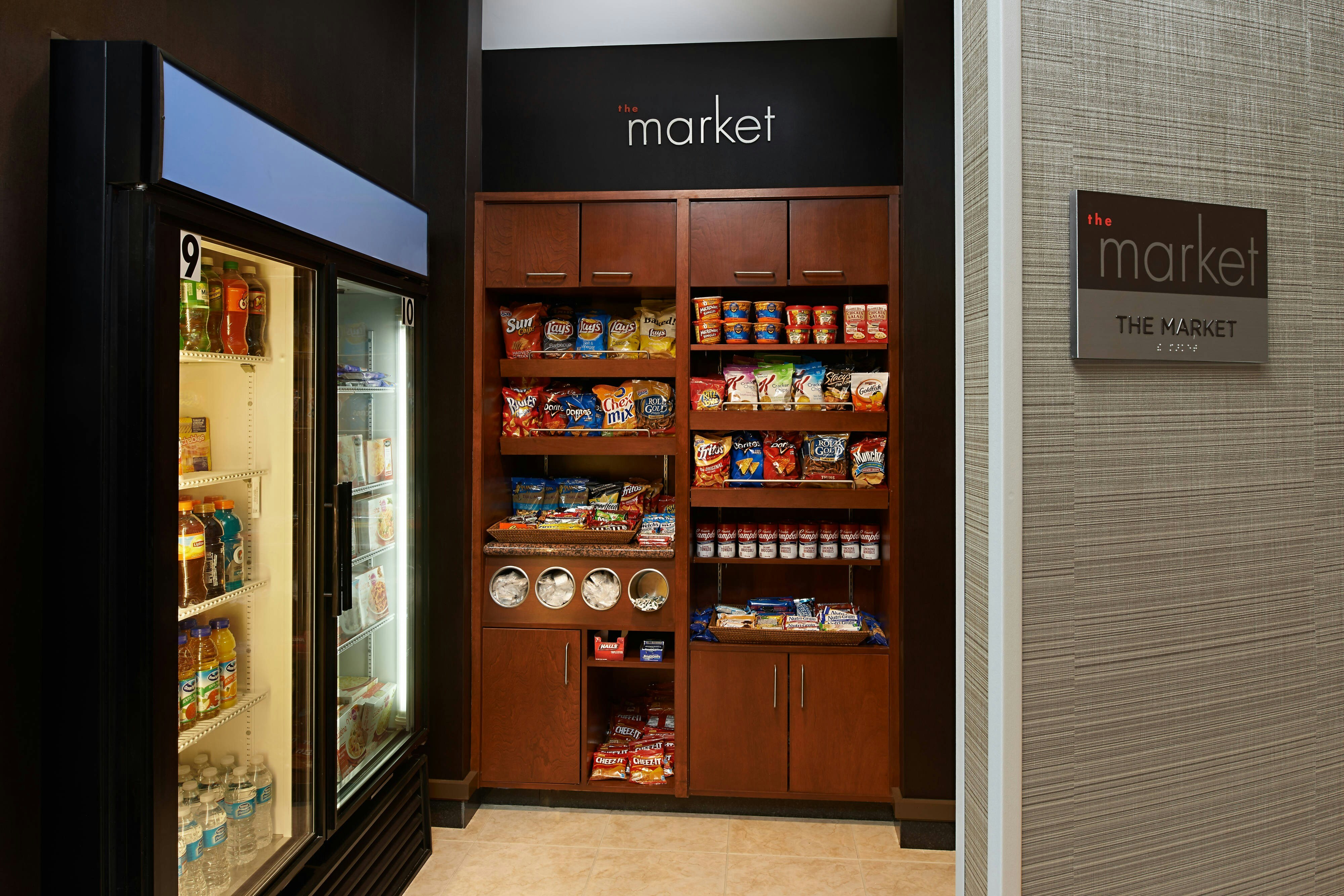 Courtyard By Marriott Hanover Lebanon 24/56