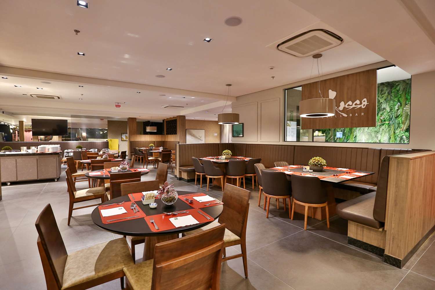 Quality Hotel Blumenau 42/48