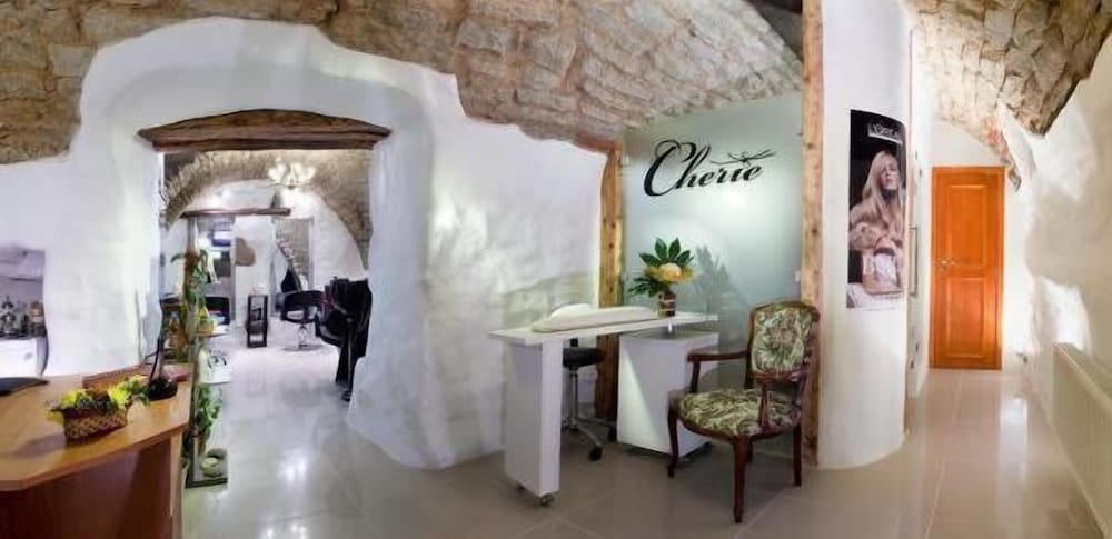St Olav Hotel 10/72