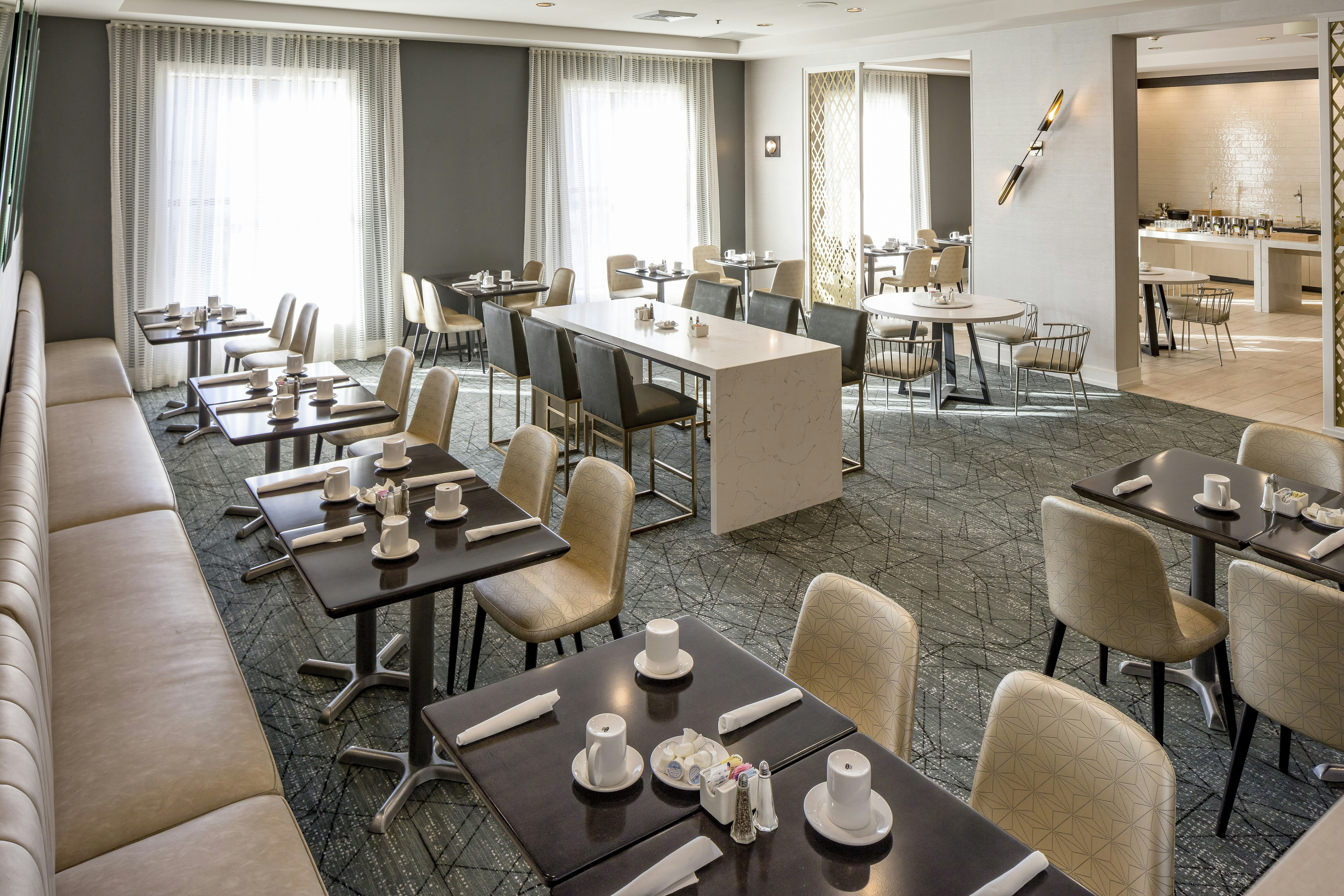 Doubletree By Hilton Boston Logan Airport Chelsea 36/48