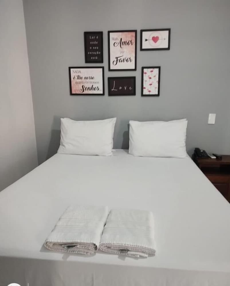 Shellter Hotel 13/50