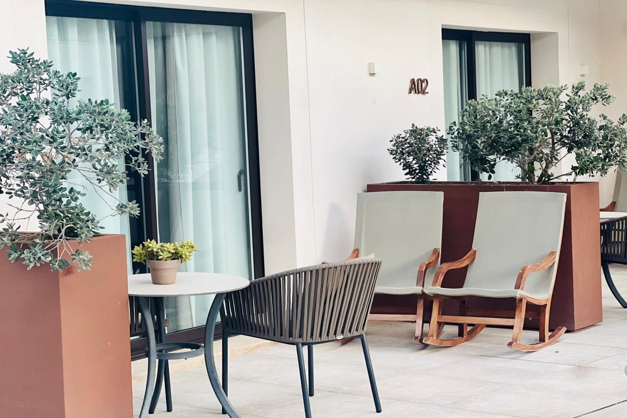 Ynaira Hotel and Spa 43/47