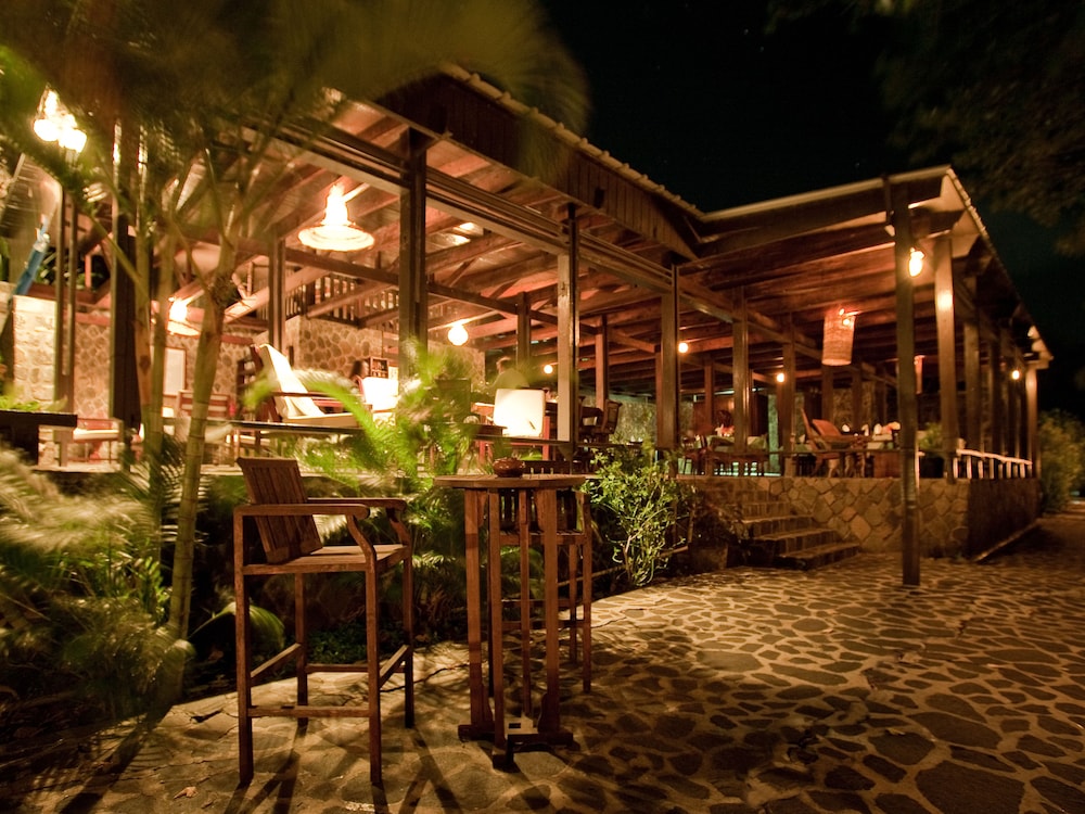 Firefly Plantation Bequia 47/50