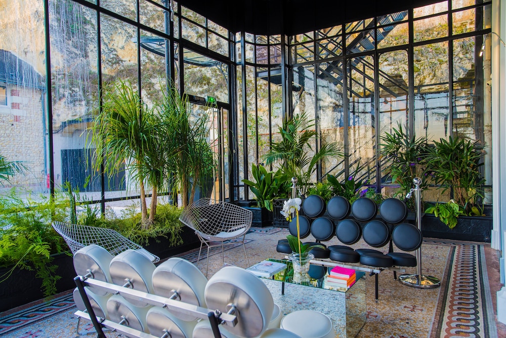 Art Hotel Rochecorbon 50/74
