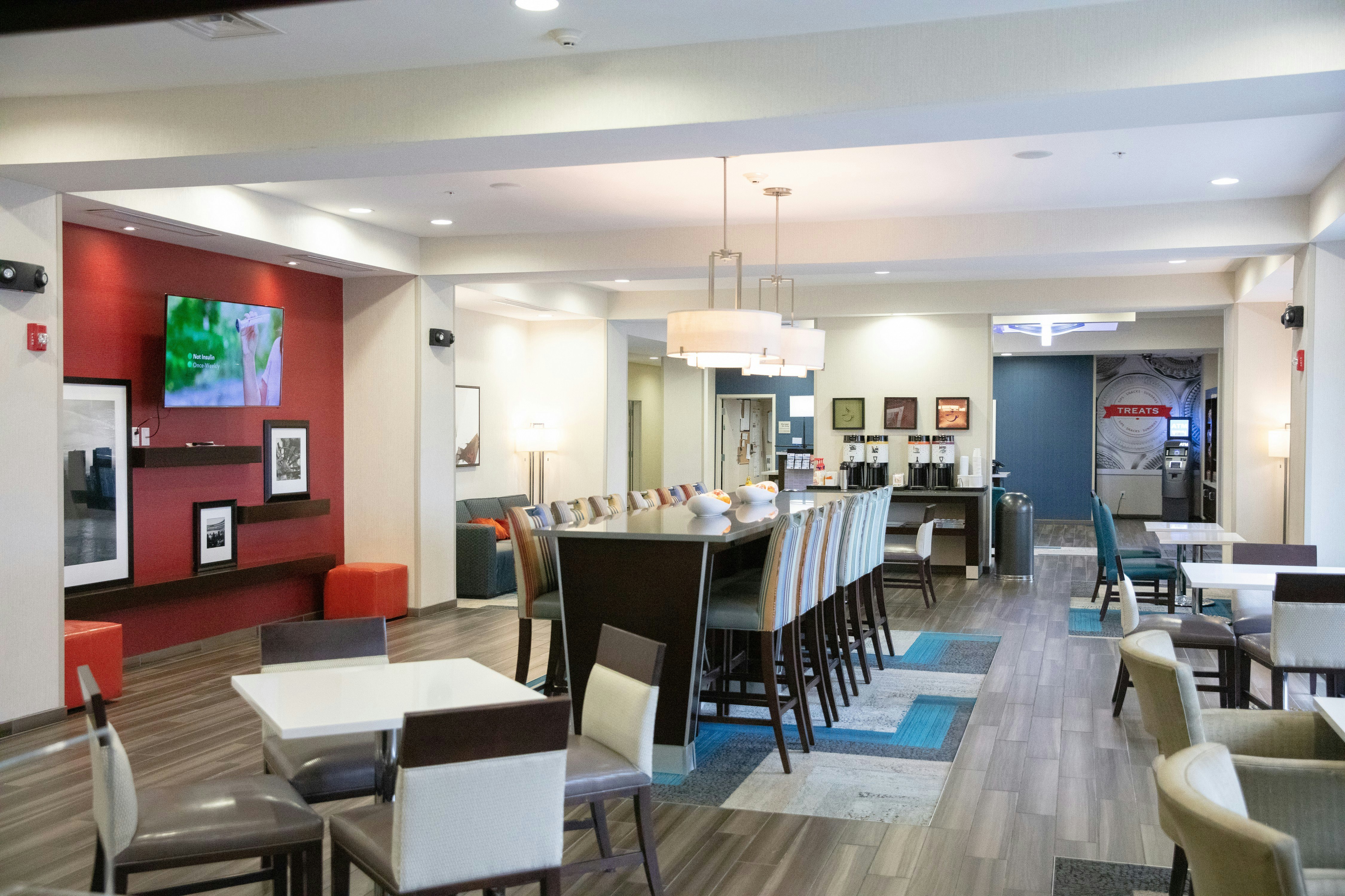Hampton Inn And Suites Toledo 33/56