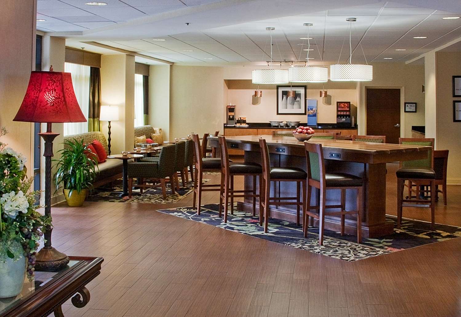 restaurant cafeteria