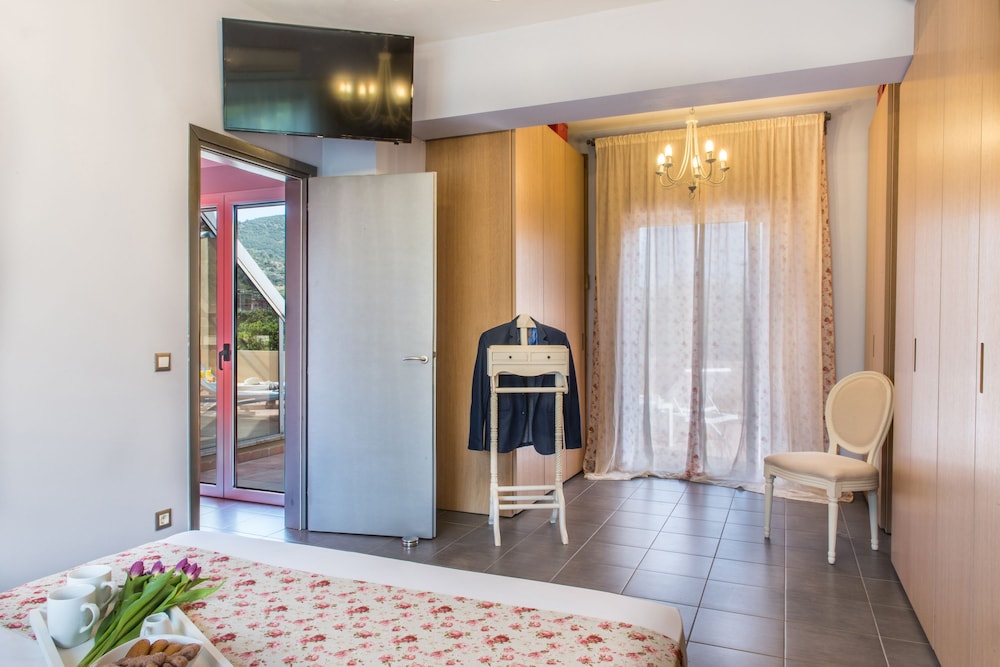 Casa Di Verde Villa 8/67